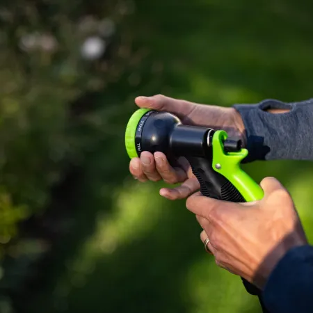 Насос аккумуляторный для полива из бочки Greenworks 24V G24SWP купить в Минске
