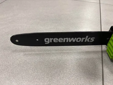 Цепная пила аккумуляторная Greenworks 40V G40CS30IIK2 (1xАКБ 2Ач и ЗУ) 30см (демонстрационный вариант,  1 раз б/у, в масле шина/цепь) купить в Минске