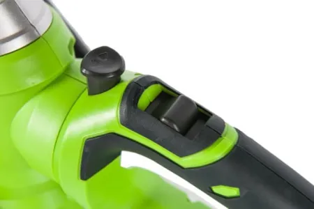 Кусторез электрический Greenworks GHT7068 купить в Минске
